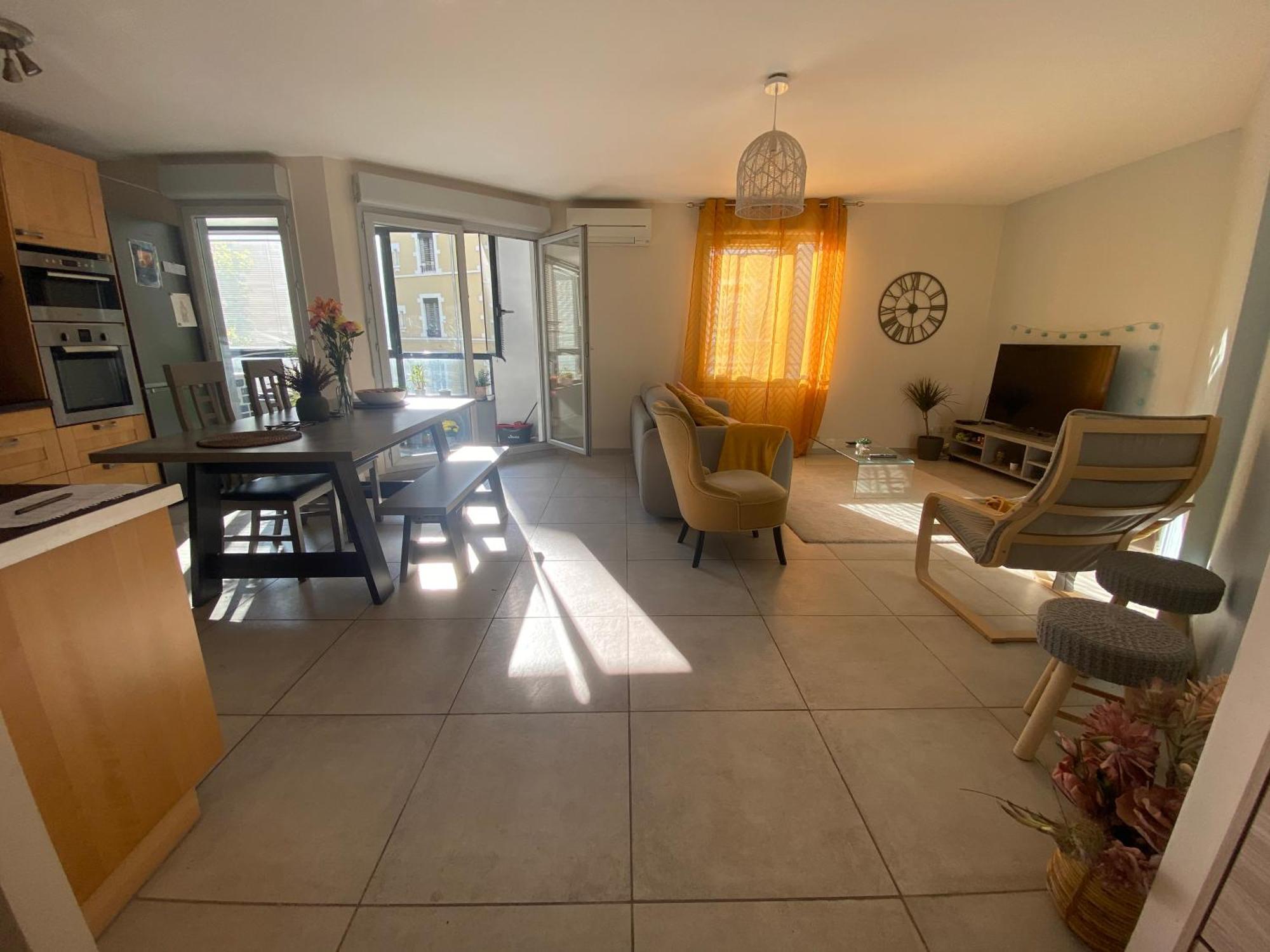 2Bhk Entire Apartment Fully Equipped 84M2 Lyon Exterior foto